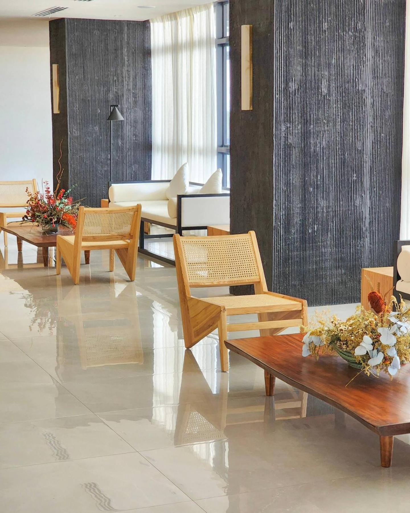 Elijah Hotel Dasmarinas Εξωτερικό φωτογραφία