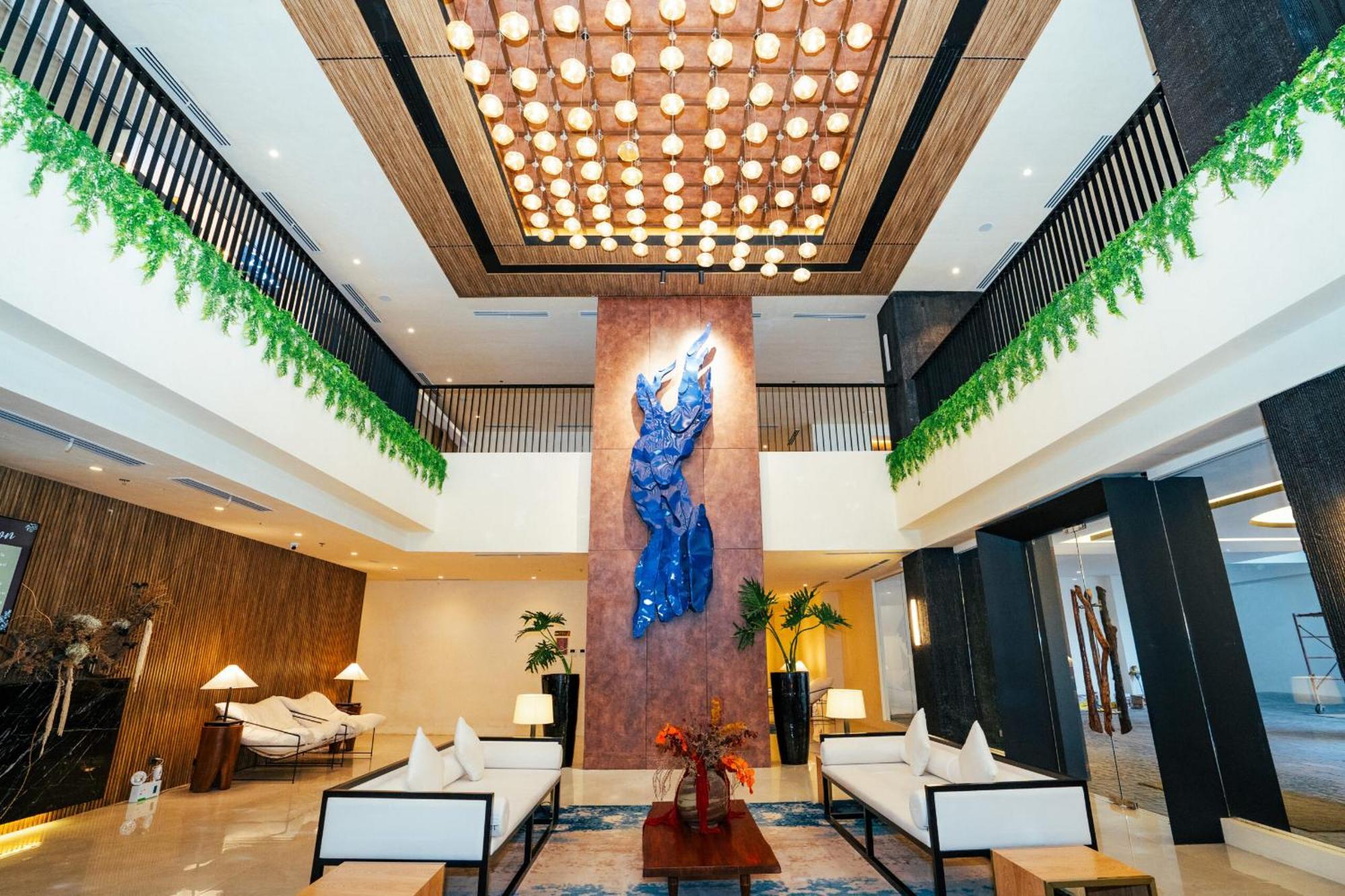 Elijah Hotel Dasmarinas Εξωτερικό φωτογραφία