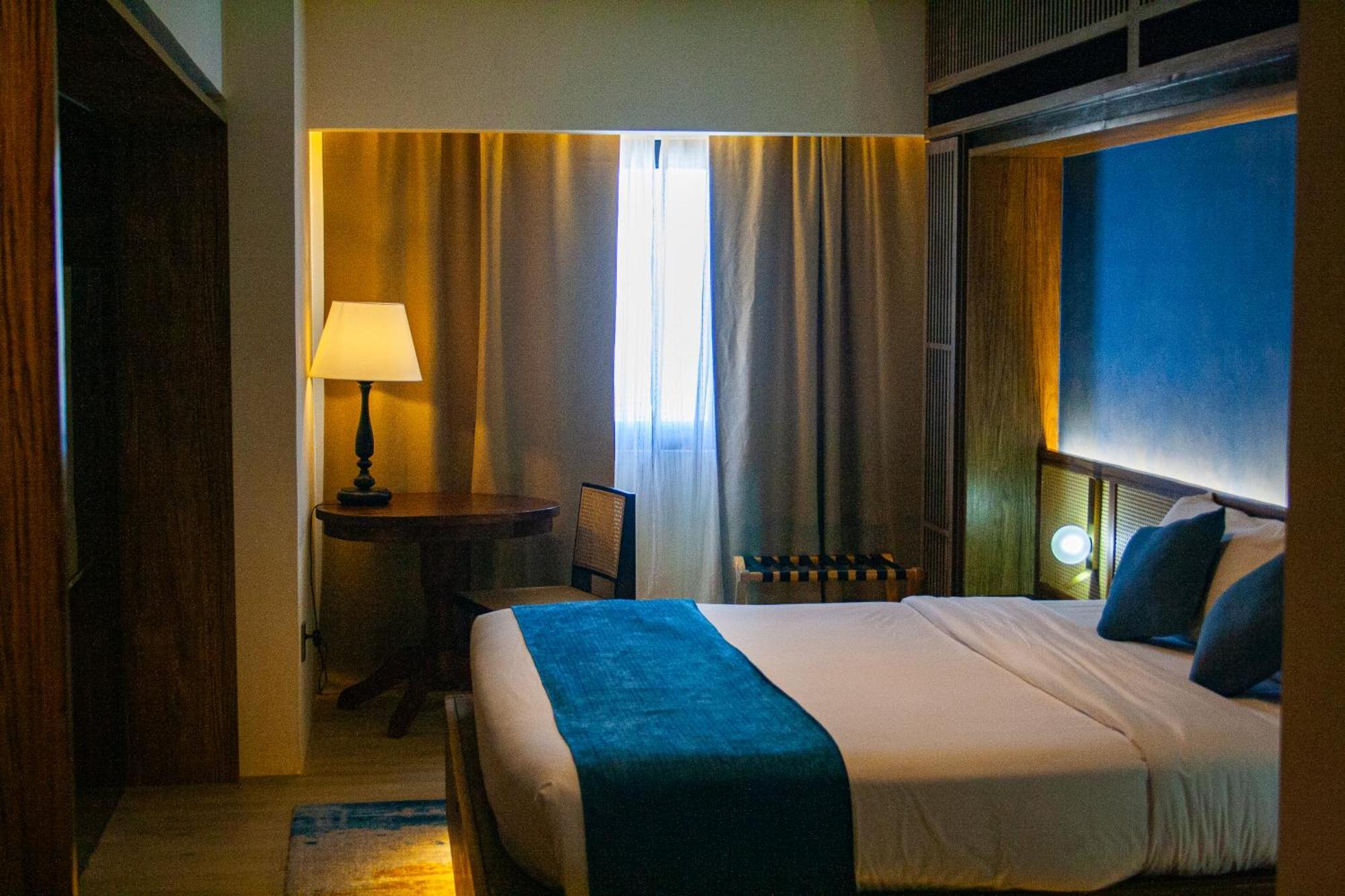 Elijah Hotel Dasmarinas Εξωτερικό φωτογραφία