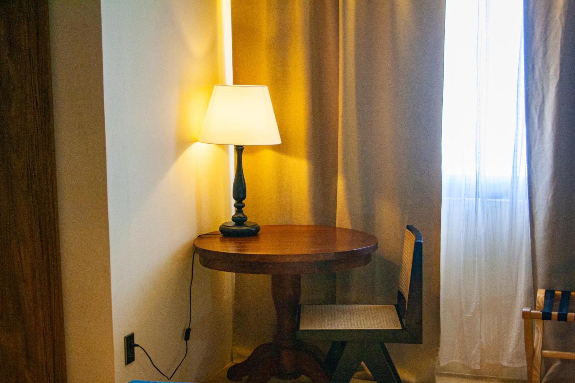 Elijah Hotel Dasmarinas Εξωτερικό φωτογραφία